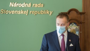 Kollár pripustil, že je možný aj jeho odchod z vládnej koalície. SaS ho na rokovaní vyzvala, aby odstúpil