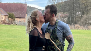 Pizingerová (51) sa doteraz chválila nahým manželom, teraz sa ukázala polonahá sama!