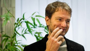 OĽaNO opäť presadzuje jeden plat pre politikov