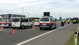 Rakúsko prijme podľa novej koaličnej zmluvy menej pracovníkov z Európskej únie