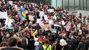 Nie, migrantov nezvládneme. Útoky utečencov v Kolíne menia názory Nemcov