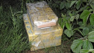 Policajt mimo služby prichytil pašeráka cigariet pri čine