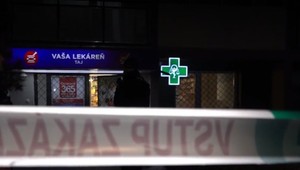 Ozbrojený prepad lekárne na známom sídlisku. Na lekárničku vytiahli zbraň