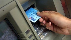 Právnik radí. Banka chce vybraté peniaze späť od dedičov