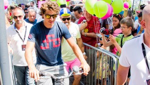 Sagan sa sťažuje na facebooku. Zrazili ho a dostal pokutu! Prečo?