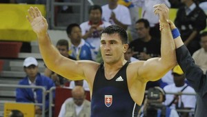 Musuľbes ochorel, Slováci lobujú za výnimku pre Chubežtyho