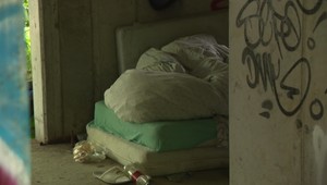 Zločin v Petržalke: Polícia obvinila ženu z vraždy spojenej s objavom tela