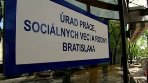 Pokles miezd či zlé podmienky. Aké dôvody majú ľudia na zmenu práce?