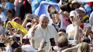 Pápež vyzval ľudí k viere, ktorá sa bude dotýkať nielen hlavy, ale aj srdca