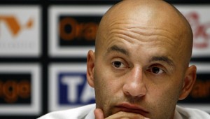 Demitra po skúške na poste centra späť na krídlo