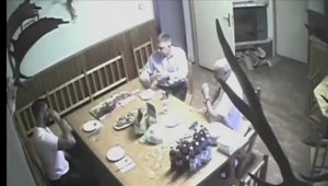 Prokurátor stále nedostal nahrávky z chaty. ÚŠP situácia nevadí, generálna prokuratúra ju sľúbila preveriť