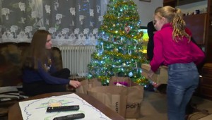 Darované Vianoce potešili tri sestry, ktoré tragicky prišli o milovaného otca