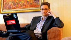 Snowden prehovoril: Vláda zhromažďuje intímne informácie o občanoch