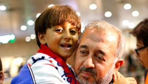 Sýrčan, ktorého podrazila kameramanka, sa stal futbalovým trénerom v Španielsku