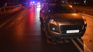 Dopravná nehoda si vyžiadala jeden život. Mladík smrteľne zrazil staršieho chodca