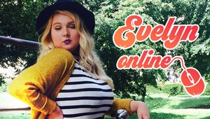 Zvučku k sitcomu Svet podľa Evelyn naspievala známa herečka