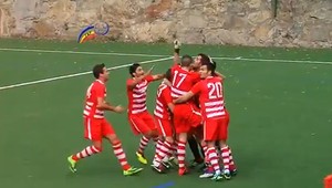 VIDEO. Brankár hrdinom! Chytil penaltu a strelil famózny gól