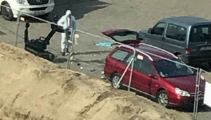 Muž sa pokúšal dostať autom na pešiu zónu, v aute mal zbrane