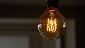 Účty za elektrinu porastú na historické maximum. Aká je jediná istota pre domácnosti?