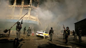 Diplomatickou štvrťou Kábulu otriasol výbuch, prihlásil sa k nemu Taliban