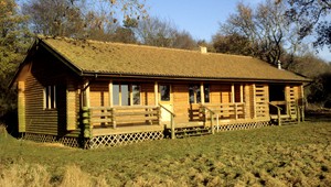 Nečestné praktiky: Žena chcela kúpiť dom aj s pozemkami, oklamali ju