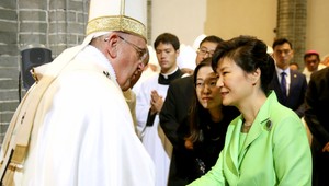 Pápež vyzval Kórejčanov k uzmierneniu