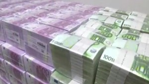 Štát by nám mohol po novom kontrolovať už nielen faktúry, ale aj stav na bankových účtoch