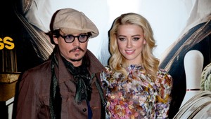 Austrálska vláda sa vyhráža Johnnymu Deppovi: Tvoje psi utratíme!