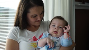 Poisťovňa rozhodla. Bojovníkovi Alexejovi, ktorý trpí SMA, liek preplatia