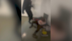 Trojica SBS mučila, rezala a bila bezdomovcov, incident natáčali na mobil