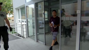 Cestný pirát, ktorý už dvakrát unikal polícii, stál pred súdom