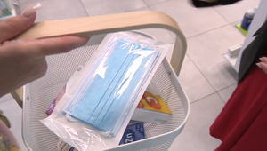 Nárast Covidu-19 a respiračných chorôb: Ľudia siahajú po testoch a rúškach