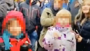 Polícia začala pátrať po rodičoch detí, ktorí sa zúčastnili protestu proti vláde Igora Matoviča