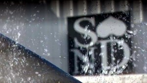 Stretnite sa s nami, žiadajú herci vysvetlenie odvolania Vajdičku od ministerstva kultúry