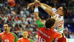 Trpká výhra hádzanárov v Minsku nestačila k postupu na MS