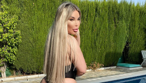 Niekdajší Ken, dnes Barbie sa ukázala v plavkách! Tie tvary vyrážajú dych!