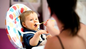Ženy si po materskej neveria, pracujú aj za menej