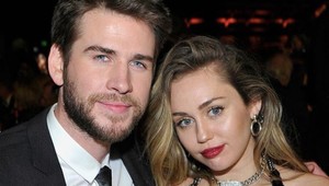 Čerství manželia prvýkrát od svadby v spoločnosti