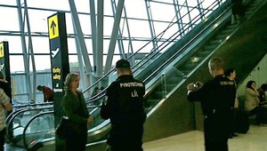 Bombový poplach na bratislavskom letisku!