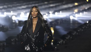 Ešte nie som pripravená stať sa matkou, šokuje Naomi Campbell. Má 49 rokov