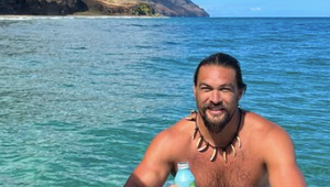 Ako len mohol..?! Sexi Aquaman zhodil hrivu, je z neho nový človek!