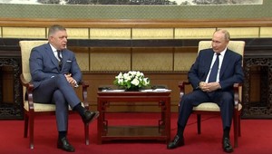 Fico sľubuje Zelenskému "vážne posolstvo" z Moskvy. Čo mu Putin prezradil?