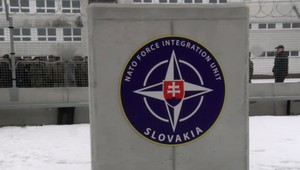 Majorka NATO má na sociálnej sieti stále statusy proti NATO