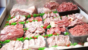 Hygienici začali s kontrolou mäsa, pozrite sa na výsledok