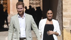 Meghan neoznámila tehotenstvo na Valentína náhodou! Je v tom TENTO krásny odkaz!