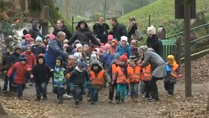 Škôlkari si zabehali v Horskom parku, odmenil ich Mikuláš
