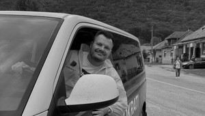 Pri tragickej zrážke dodávky s kamiónom zomrel člen strany Demokrati Michal Pavlík († 38)