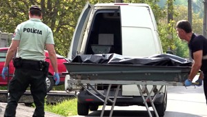 Tragická smrť v potoku. Muž sa pravdepodobne utopil v niekoľko centimetrov hlbokej vode