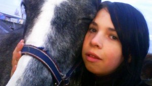 Kristínka (16) ušla z domu, vraj pre prácu na farme!