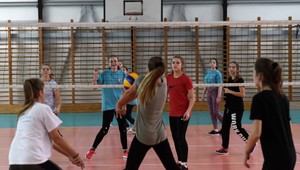 Tretia hodina telocviku bude. Poslanci prelomili veto prezidentky